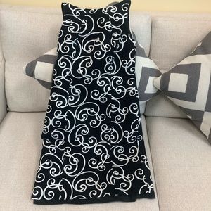 AnnTaylor black and white dress excellent used condition